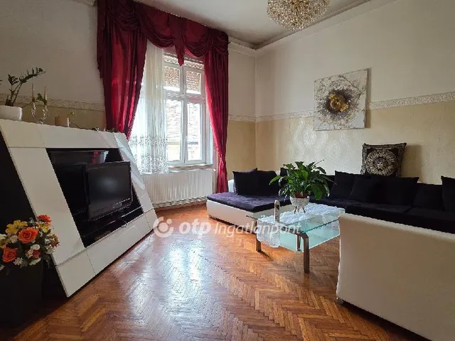 Eladó lakás Budapest VI. kerület 126 nm