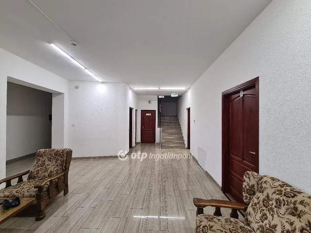 Eladó kereskedelmi és ipari ingatlan Ágasegyháza 540 nm