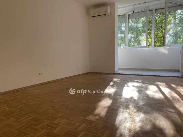 Eladó lakás Budapest IX. kerület, József Attila lakótelep 37 nm