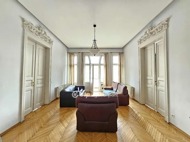 Eladó lakás Budapest VII. kerület 136 nm