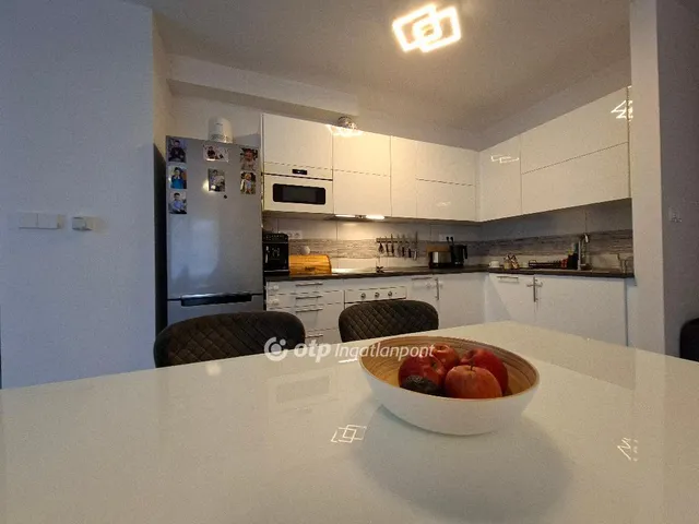 Eladó lakás Gyömrő 67 nm