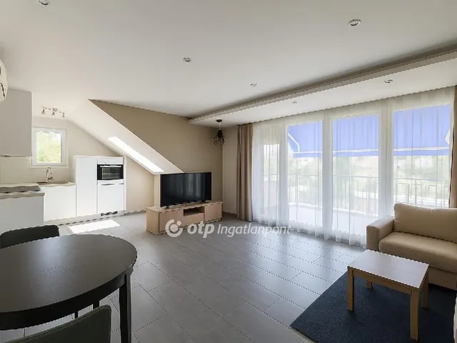 Eladó lakás Budapest VI. kerület 82 nm