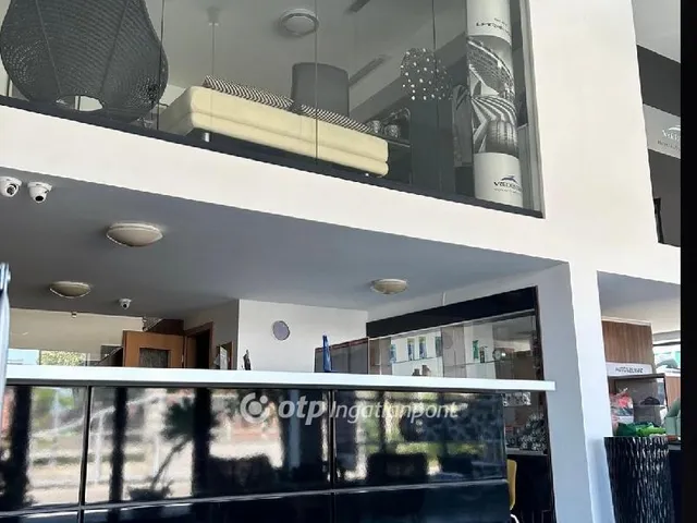 Eladó kereskedelmi és ipari ingatlan Cegléd 405 nm