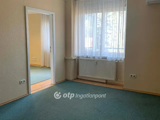 Eladó lakás Budapest III. kerület 73 nm