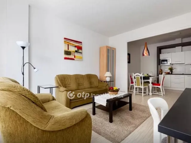 Eladó lakás Budapest I. kerület 79 nm