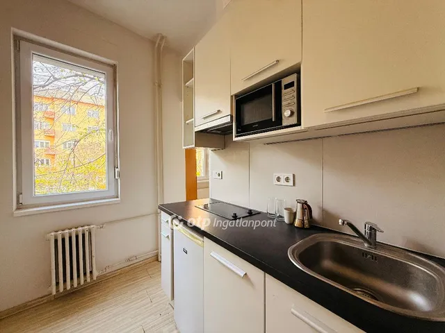 Eladó lakás Budapest I. kerület 79 nm