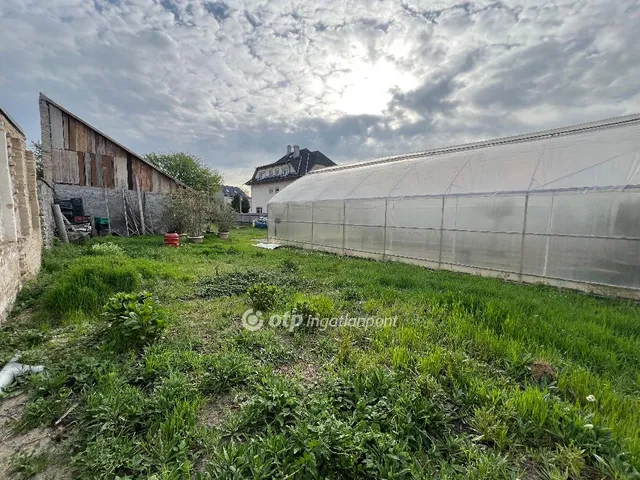 Eladó telek Budapest XV. kerület, Rákospalota 1137 nm