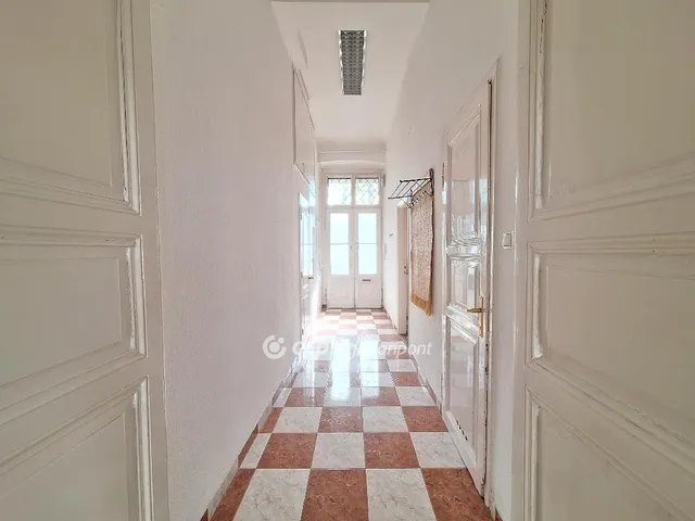 Eladó lakás Budapest VIII. kerület 67 nm