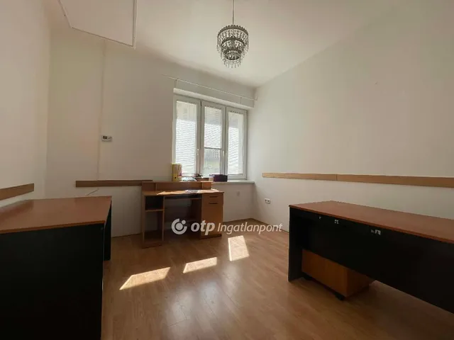 Eladó lakás Budapest VIII. kerület 87 nm