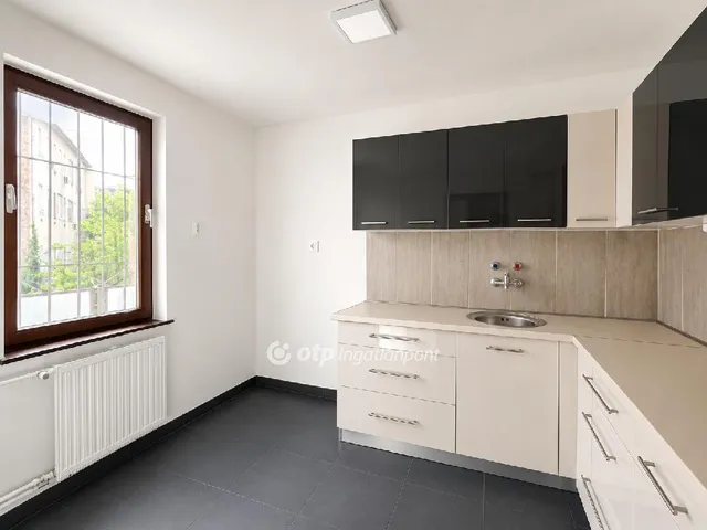 Eladó lakás Budapest VIII. kerület, Magdolnanegyed 70 nm
