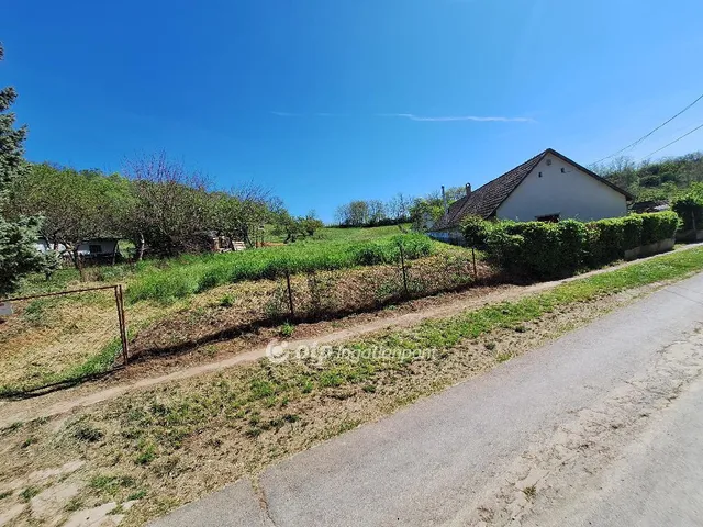 Eladó telek Nyim 1583 nm