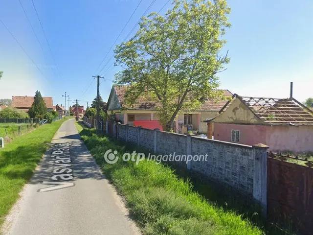 Eladó ház Tápiószentmárton 64 nm