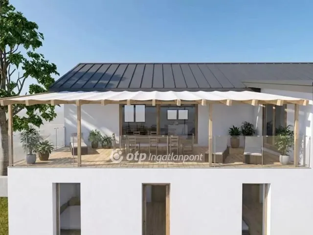 Eladó ház Üröm 330 nm