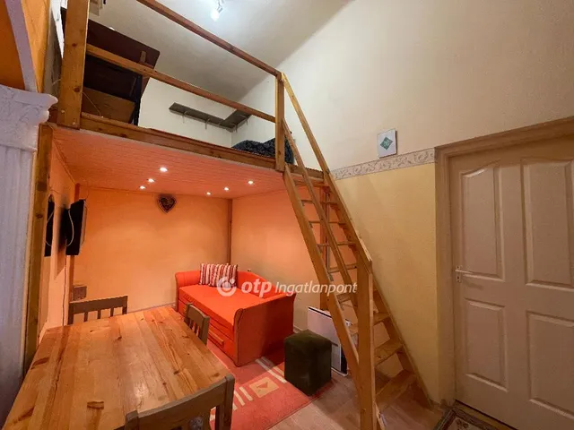 Eladó lakás Budapest VI. kerület 36 nm