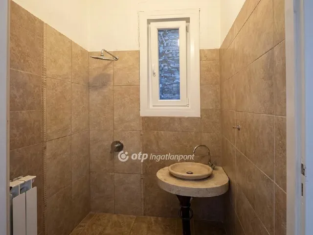 Eladó lakás Budapest VII. kerület 97 nm