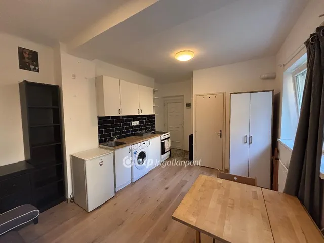 Eladó lakás Budapest XI. kerület 18 nm