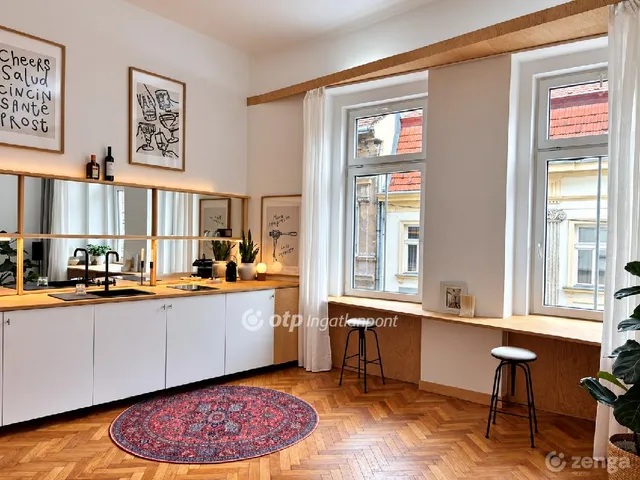 Eladó lakás Budapest VI. kerület 32 nm