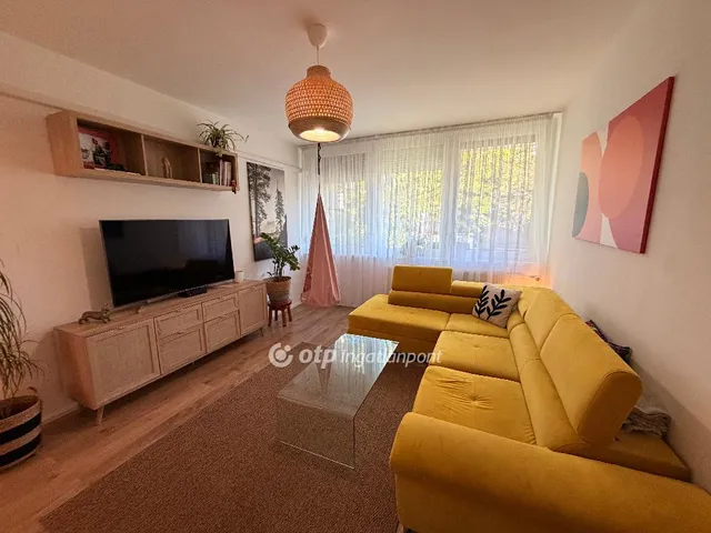 Eladó lakás Budapest XVI. kerület 64 nm