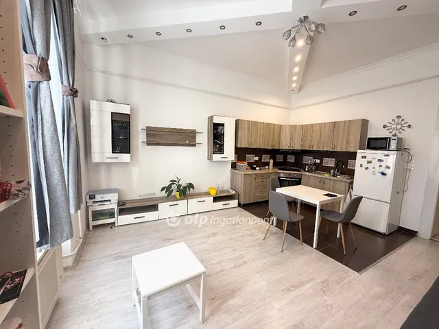 Eladó lakás Budapest XII. kerület 38 nm