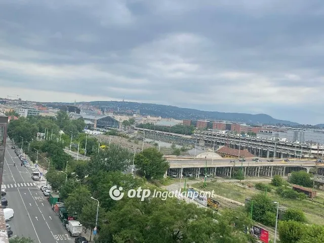 Eladó lakás Budapest VI. kerület 93 nm