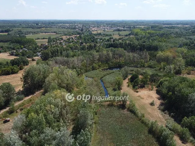 Eladó telek Debrecen, Erdőspuszta Club Hotel 251098 nm