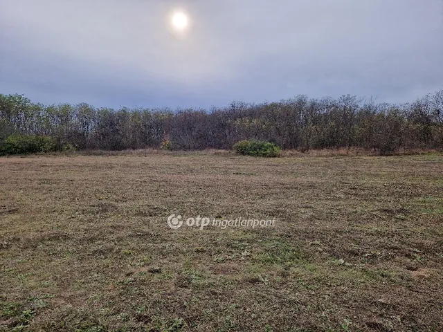 Eladó telek Hajdúsámson, Kertváros 895 nm