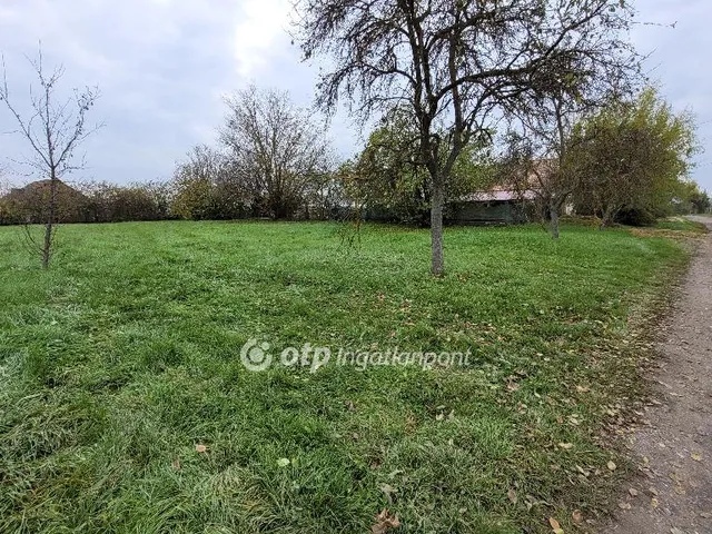 Eladó telek Hajdúnánás, Strandfürdő 1118 nm