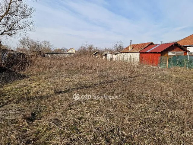 Eladó telek Debrecen, Bayk András-kert 825 nm