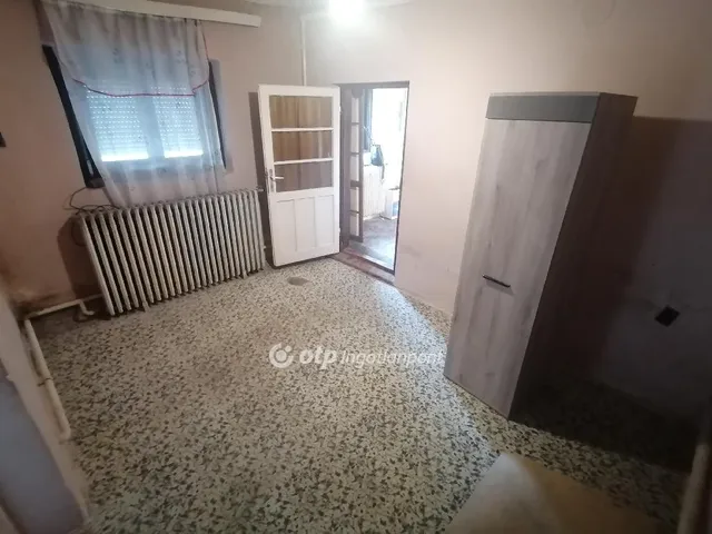 Eladó ház Téglás 72 nm