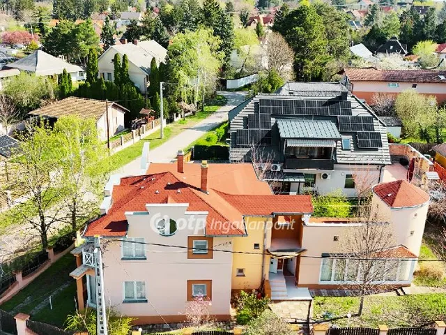 Eladó ház Siófok, Szabadifürdő 225 nm