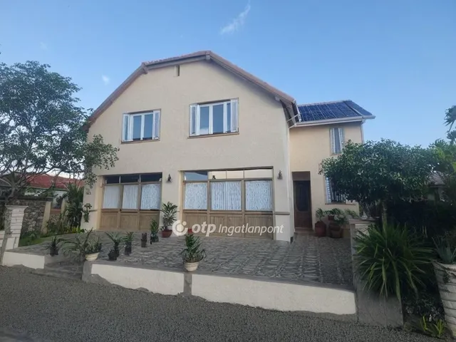 Eladó ház Berettyóújfalu 174 nm