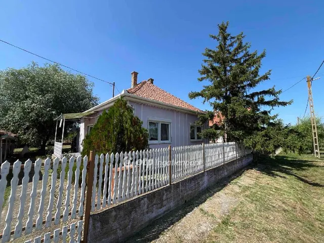 Eladó ház Komádi 55 nm
