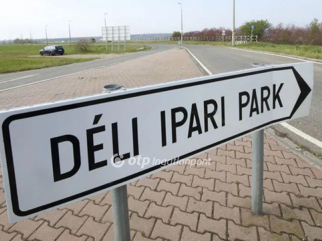 Eladó telek Debrecen 6692 nm