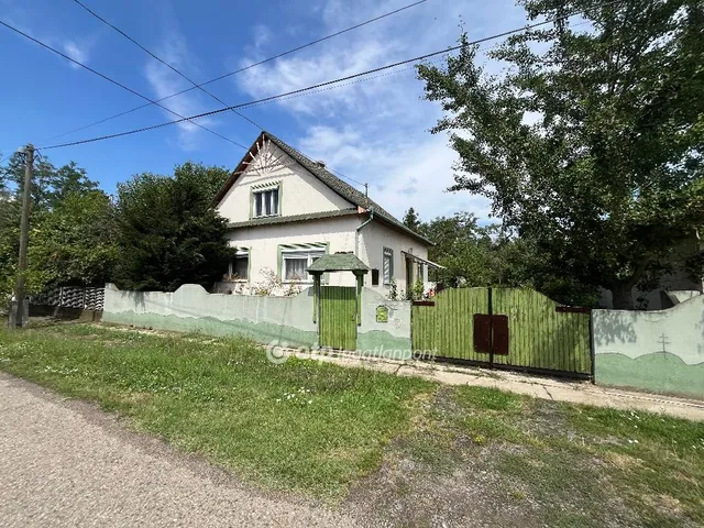 Eladó ház Báránd 109 nm