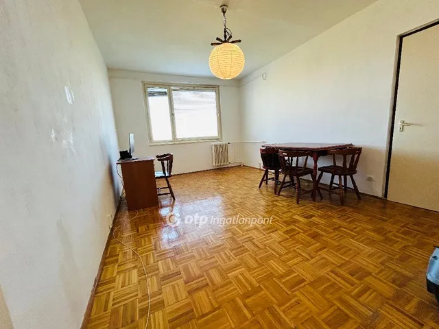 Eladó lakás Debrecen, Fényes udvar 68 nm