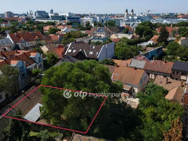 Eladó telek Debrecen, Óváros 453 nm