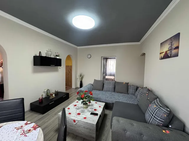 Eladó ház Konyár 93 nm