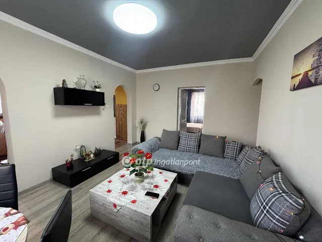 Eladó ház Konyár 93 nm