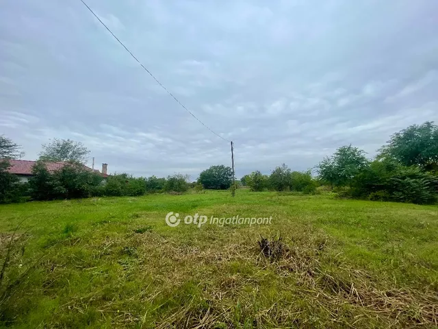 Eladó telek Debrecen 2247 nm