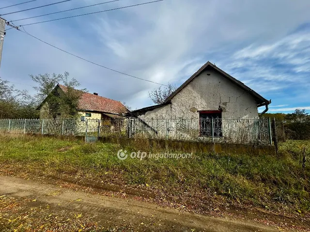 Eladó mezőgazdasági ingatlan Fülöp 48 nm