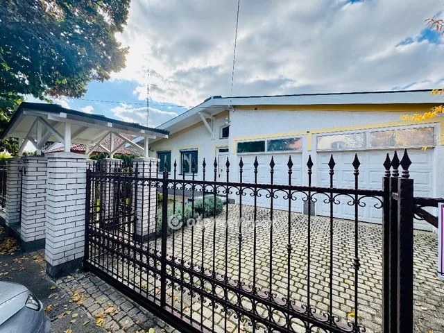 Eladó ház Debrecen, Csapókert 185 nm