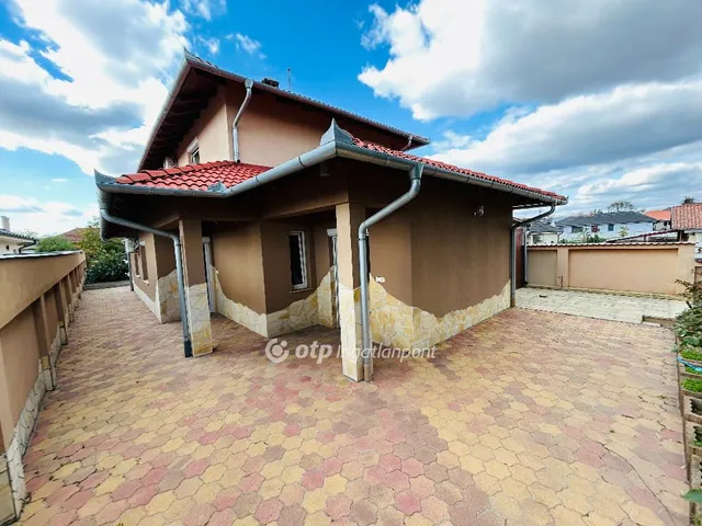 Eladó ház Debrecen 189 nm