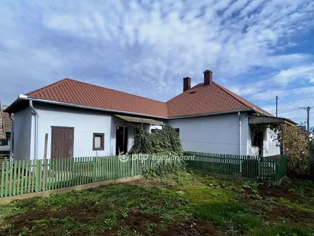 Eladó ház Nagyhegyes 57 nm