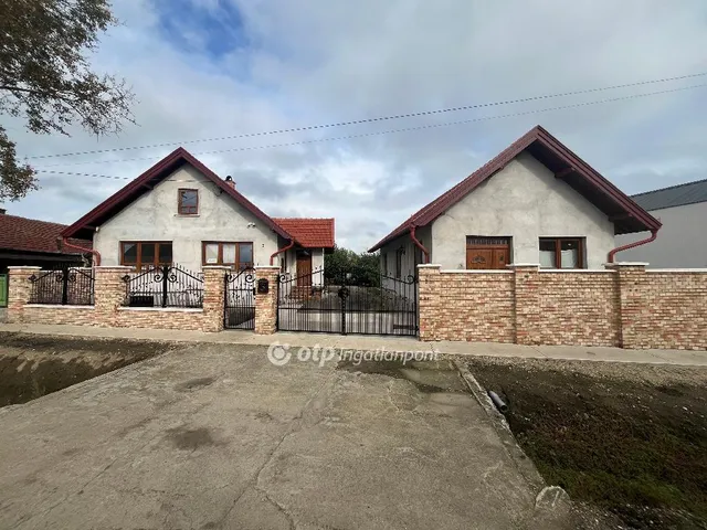 Eladó ház Komádi 153 nm