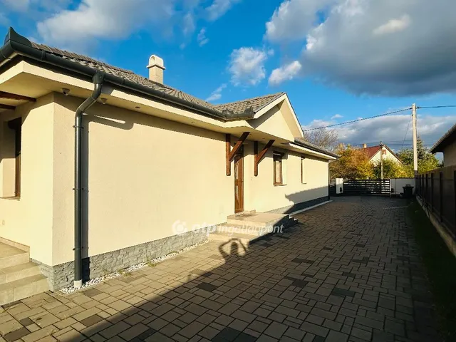 Eladó ház Hajdúsámson 155 nm