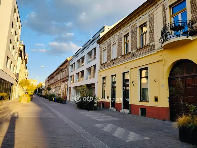 Eladó lakás Debrecen, Belváros 73 nm