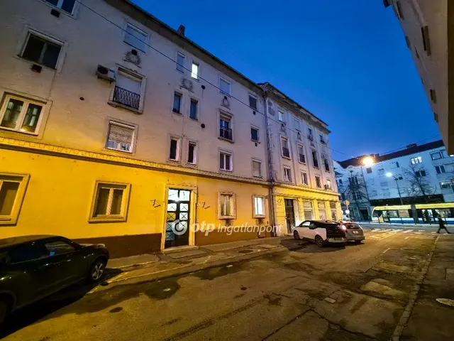 Eladó lakás Debrecen, Miklóskapu 54 nm