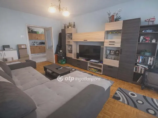 Eladó lakás Debrecen, Tócóskert 72 nm