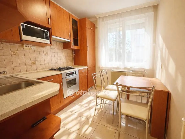 Eladó lakás Debrecen, Nagyerdő 53 nm