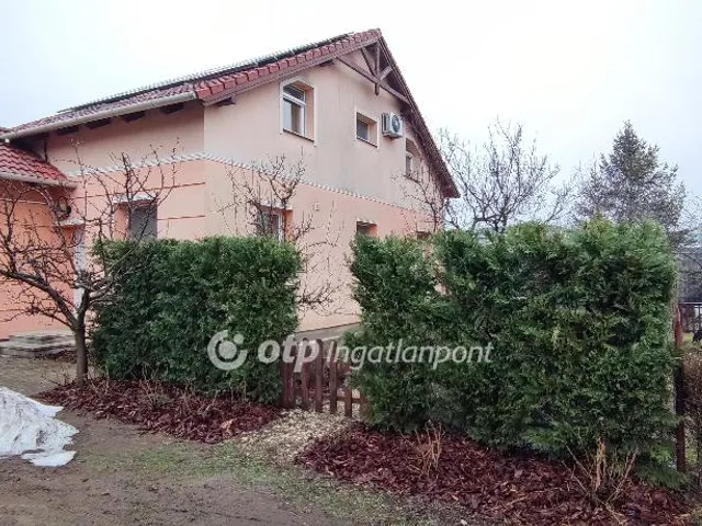 Eladó ház Debrecen, Veres Péter-kert 95 nm